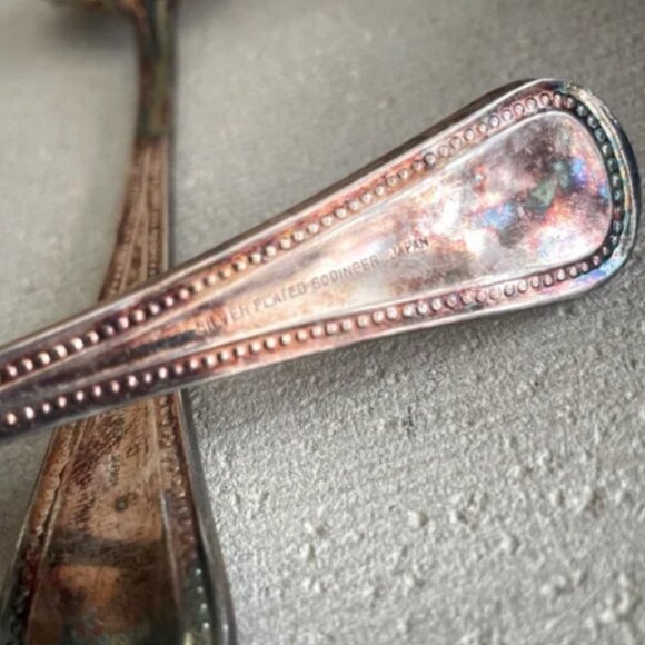 Vintage Godinger Set of 2 Silver Plated Cheese Servers Knives Japan - Picture 4 of 4